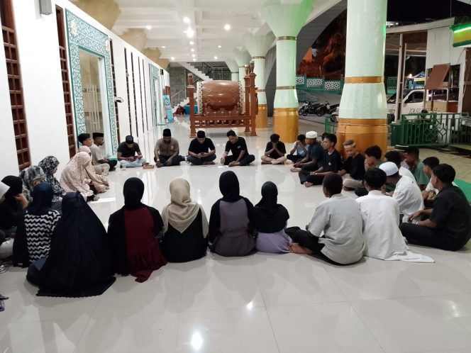 
					Remaja Masjid Agung Baitul Makmur Fakfak Resmi Dikukuhkan