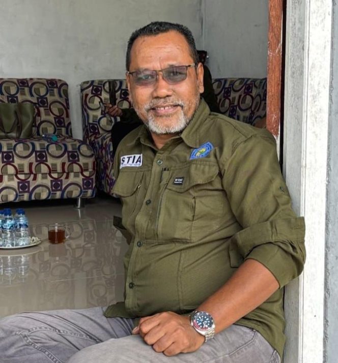 
					Akademisi STIA Asy-Syafi’iyah Fakfak mengkritik pengelolaan air bersih yang dinilai belum tuntas selama 29 tahun. Soroti kualitas air, distribusi tak merata, dan tanggung jawab pemerintah daerah, (Foto: EM/Zulkifli Rohrohmana).