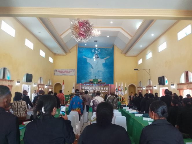 
					Rapat Kerja Klasis GPI Papua Fakfak 2026 Digelar, Pemda Tekankan Penguatan Moral dan Disiplin ASN