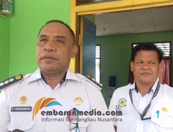 
					Program Makan Bergizi Gratis (MBG) di Distrik Fakfak Tengah mendapat apresiasi Kepala Distrik. Dapur Sehat dinilai bersih dan memberi manfaat bagi siswa dan guru, (Foto: EM/Zulkifli Rohrohmana).