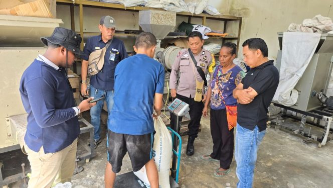 
					Dari Lahan hingga Gudang Negara, Polres Fakfak Pastikan Hasil Panen Petani Terserap Optimal