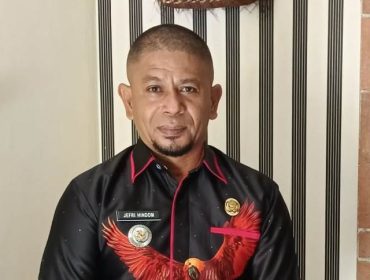 Kepala Distrik Kayauni, Jefri Hindom, (Foto: EM/Zulkifli Rohrohmana).