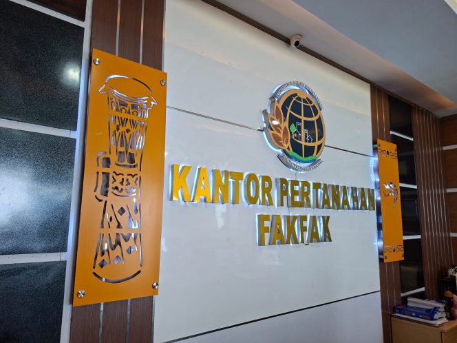
					Kantor Pertanahan Fakfak Umumkan Kehilangan Dua Sertipikat Tanah