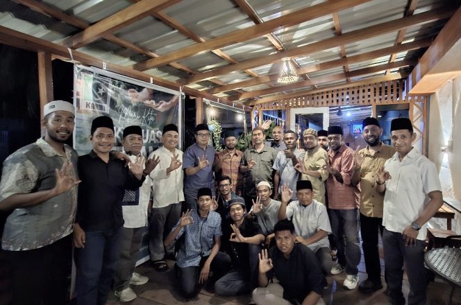 
					KAHMI dan HMI Fakfak Gelar Buka Puasa Bersama, Bahas Graha Insan Cita hingga Dukungan Pembangunan