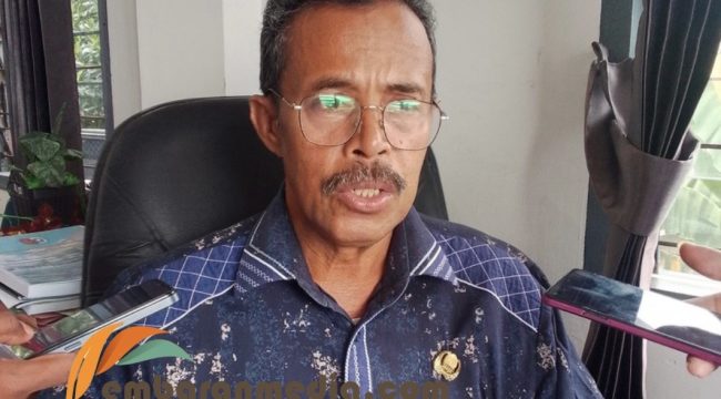 Kepala Disperindag Fakfak, Mohjak Rengen || Foto: Zulkifli Rohrohmana