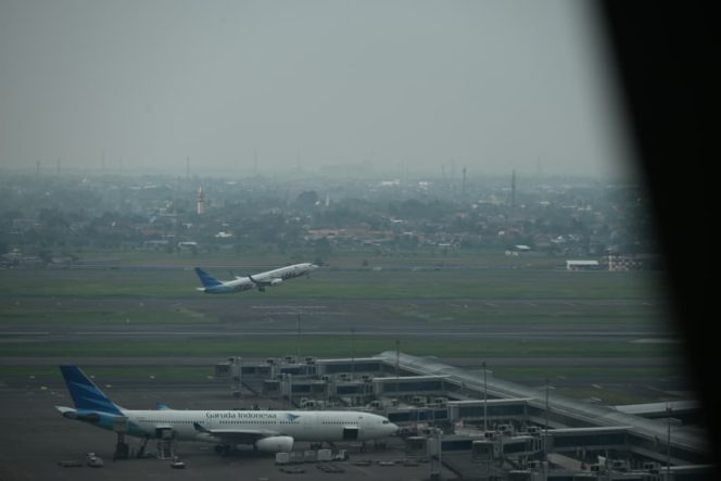 
					Konflik Iran-Israel Memanas, Menhub Dudy Imbau Maskapai Waspada, Sejumlah Penerbangan Internasional Dibatalkan